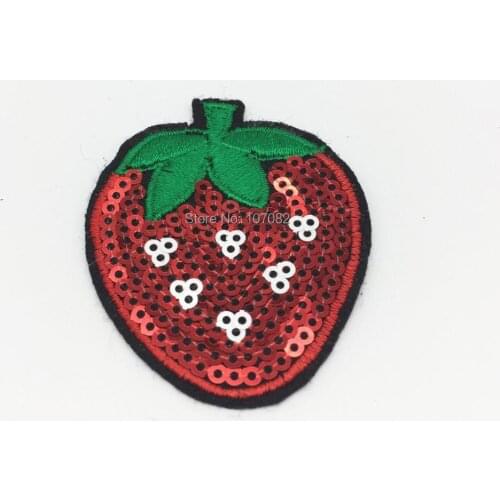100pcs Sequins Strawberry Clothes Patch DIY Embroidered Patches Iron On Fabric Badges Sew On Cloth Stickers 4.5x5.5cm