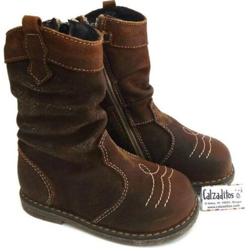 Leather high boots type campero girl Brown, of Nens