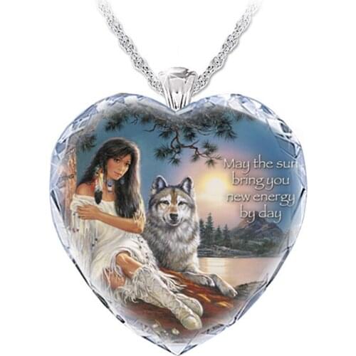 Exquisite Fashion Heart Shaped Crystal Necklace Girl and Wolf Pendant Jewelry