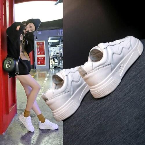 Spring 2019 New Korean Version Baitie Little White Shoes Daddy Shoes Student Overfire ins Running Sneakers Female