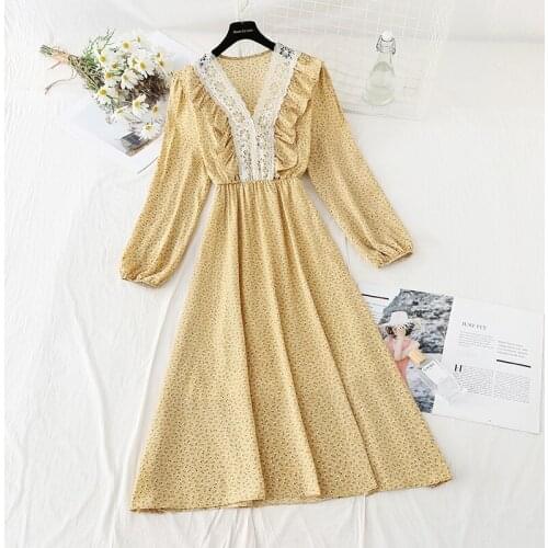 2021 New shredded flower dress female lace stitched chiffon loose waist temperament dress spring and summer womens dress