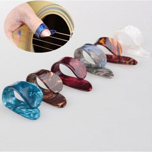 4pcs/Set Thumb Finger Guitar Picks Guitar Plectrums Sheath For Acoustic Electric Bass Guitar Random Color Wholesale
