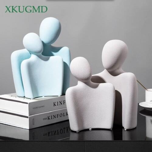 Nordic Abstract Warm Lovers Statue Ceramic Figurine Office Home Decoration Desktop Decor Handmade Crafts Sculpture Ornaments