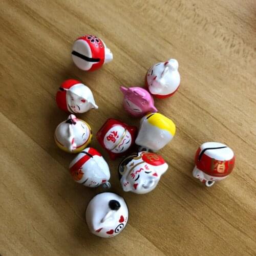 2pcs omamori Maneki Cat DIY Handmade Bead Copper Bell DIY jewelry Keyrings Cute Charms 2*1.5cm