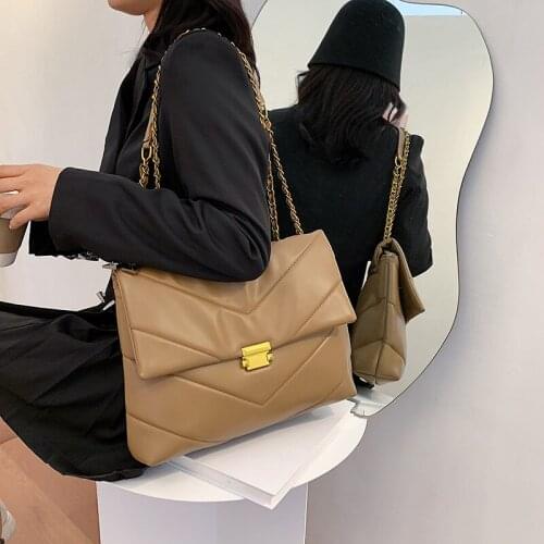 Vintage Soft Chain Large Totes Women Crossbody Messenger Bags Luxury Design Handbags Ladies Shoulder Bags Female Pursess
