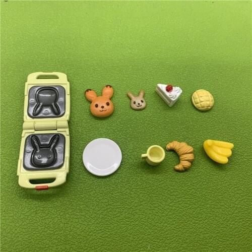 Geniune Sylvanian Doll Families Dollhouse Animal Figures furniture set clothes house food without package