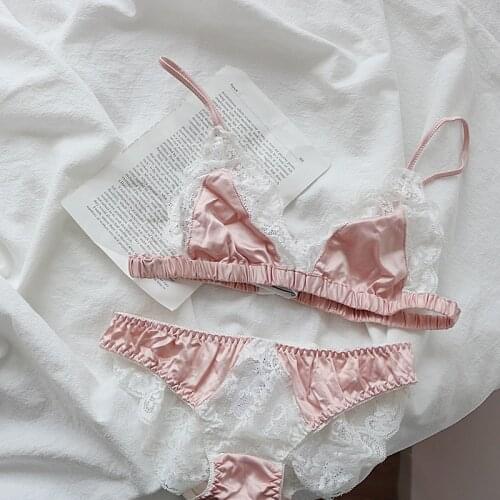 Wriufred Lace ultra-thin triangle cup bra briefs set girly style comfortable high elastic edge sweet underwear set