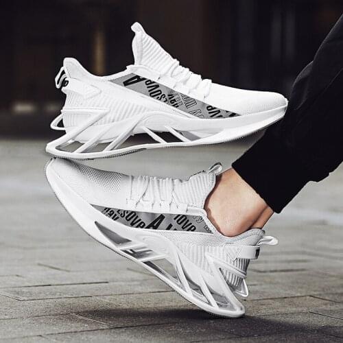 Mens Running Shoes Fish Scale Leisure Sports Tide Shoes Non-slip Breathable Casual Mens Plus Size Shoes Men Jogging Sneakers