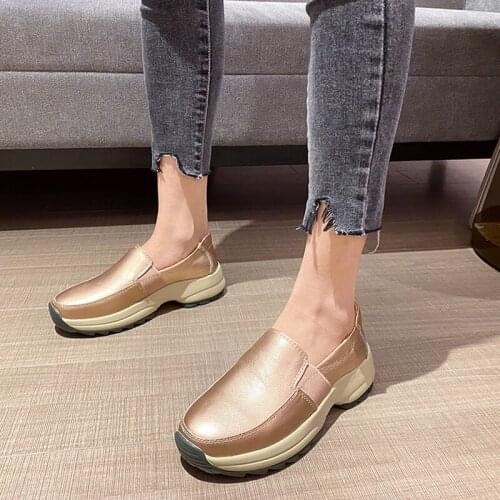 New Woman Flats 2021 Spring Soft PU Loafers Ladies Gold Sneakers Slip on Platform Wedges Sneakers for Women Black Sock Shoes