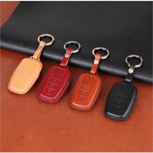 Car Genuine Leather Key Case Pocket Holder For Toyota Avalon Camry 2018 Corolla C-HR CHR Prado RAV4 2019 3 Button Key