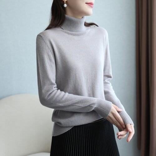 The new autumn and winter of 2020 slim fitting sweater color with sweater high neck sweater womens long sleeve knitted bottom