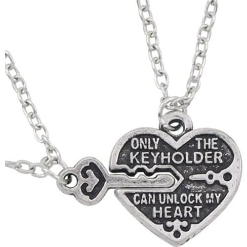 ZRM Fashion Heart Necklace With Letters ONLY THE KEYHOLDER CAN UNLOCK MY HEART Necklace& Pendant For Girlfriend Boyfriend Gift