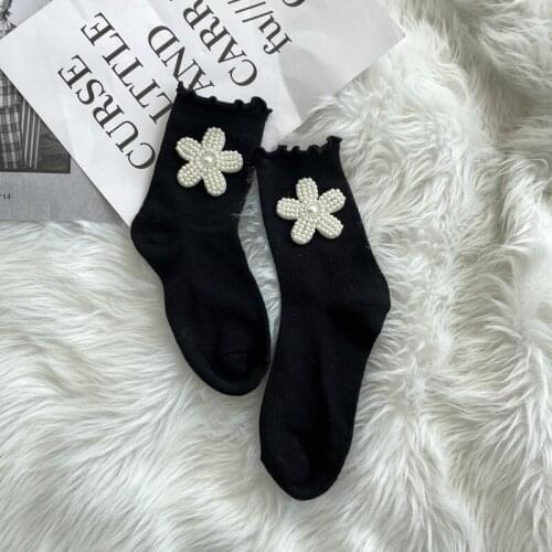 Original Design Pearl Bow Knot Tube Socks Net Red Wild Japanese Handmade Flowers JK Cotton Socks Female Niche Trend
