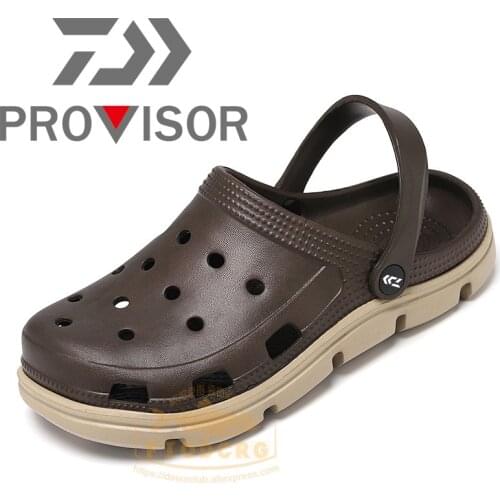 2021 New Daiwa Men Soft Water Fishing Shoes Beach Sandals Camouflage Outdoor Shoes DAWA Light Weight Breathable Slipper Shoe