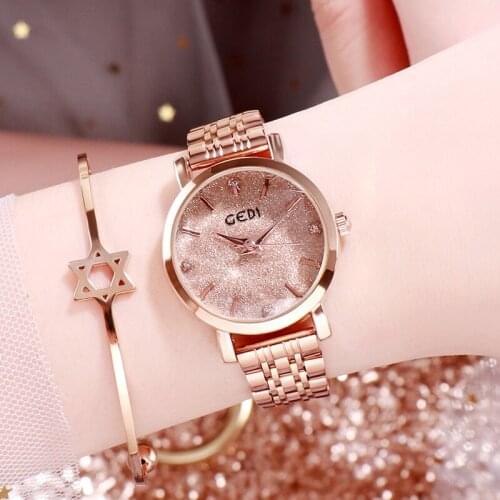 Hot Sale Stars Laddies Watch Explosion Girls Wrist Table of High Color Value Wild Leisure Womens Watch Wristwatch Black