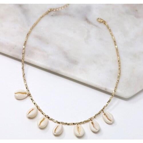 Natural Shell Dangled Necklaces PUKA Shell Gold Color Plated Metal Beads Necklaces Short Handmade Jewelry Choker for Women
