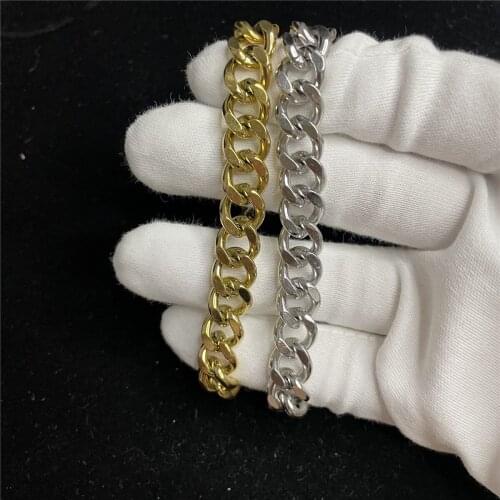 Factory direct selling fashion thick chain Cuba style bracelet personality versatile titanium steel bracelet