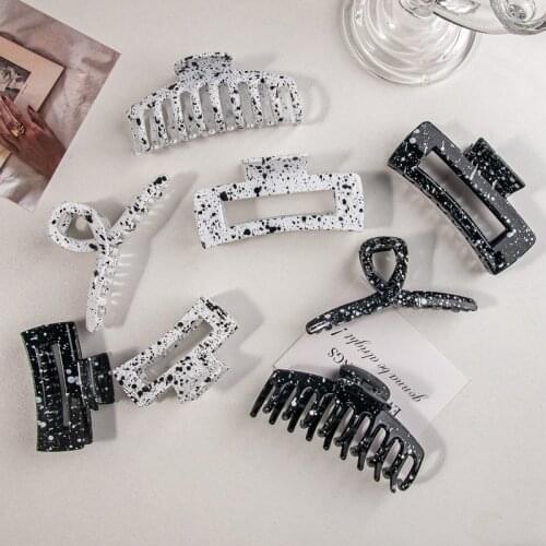 2021 Elegant Large Hair Claws Crabs Hairpin Korean Womens Hair Clips Ornaments Beach Girl Bath Buckles For Hair Tongs Headwear