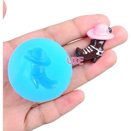 FYL226U 26.6mm x 17.8mm Boot Silicone Mold Fondant Cake Decoration Candy Resin Clay Earrings Necklace Craft Soap Candle