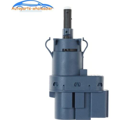 Car LR072647 For Land Rover LR3 LR4 for Jaguar XF XJ XJR XK XKR Brake Light Switch XKB500110/XKB500030/1240755/95509636