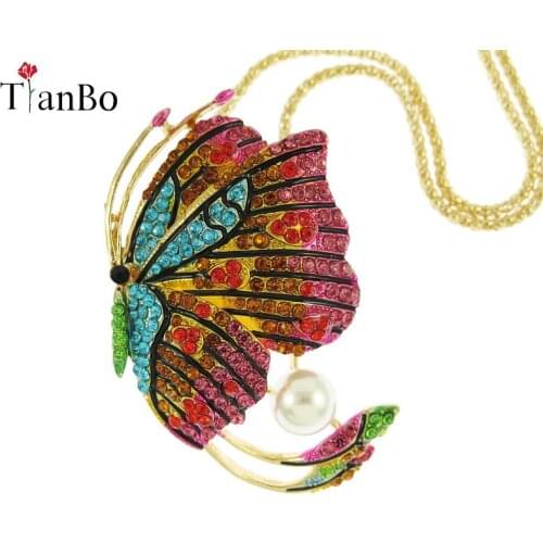 Beautiful multicolor Rhinestone Long Butterfly Necklaces Sweater Pendant Necklace For Women Necklace Pendants Suspension Jewelry