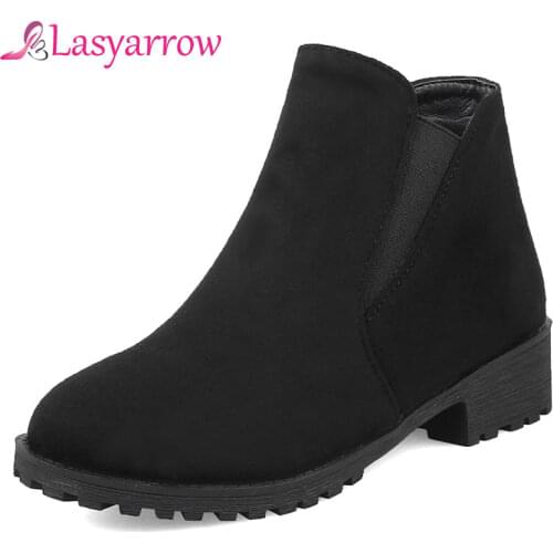 Lasyarrow 2018 Fashion Black Red Platform Boots Punk Rock Slip on Chunky Ankle Boots Low Heel Autumn Martin Boots For Women F147