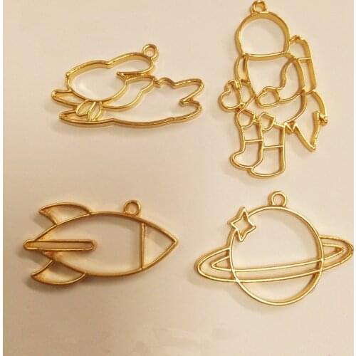 10 pcs/lot Planet rocket astronauts rabbit Metal Frame Pendant Gold Charm Bezel Setting Cabochon Setting UV Resin Charm