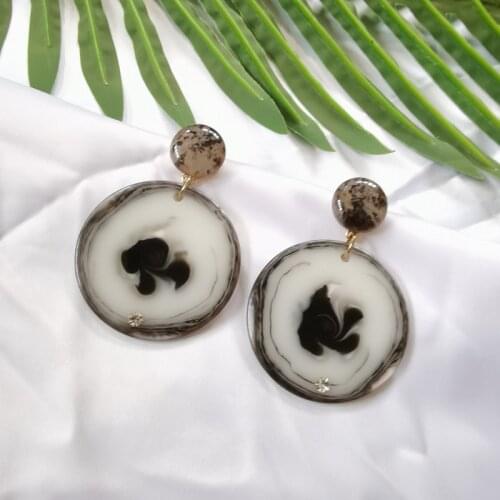 Jewelry A13 new style personality texture irregular color pattern resin street shot fashionable Earrings