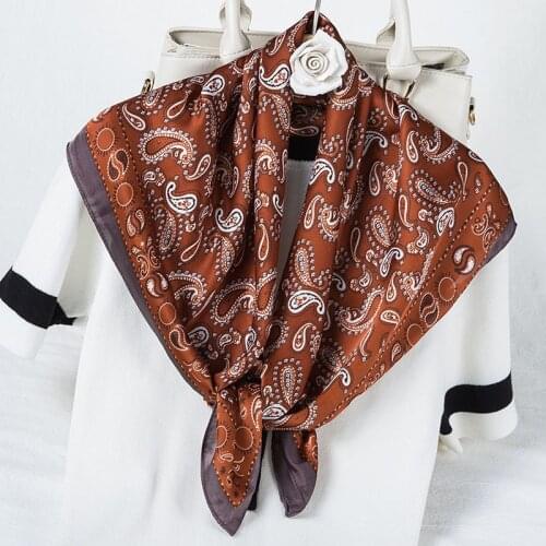 2021 Print Square Neck Silk Scarf Foe Ladies Foulard Hair Band Hand Scarves Bandana Summer Women Fashion Tie Accessories Wraps