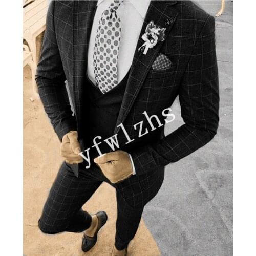New Arrival One Button Groomsmen Notch Lapel Groom Tuxedos Men Suits Wedding/Prom Best Man Blazer ( Jacket+Pants+Vest+Tie) B303