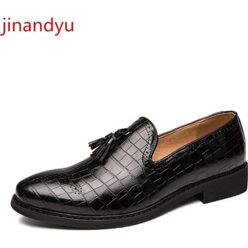 High Quality Leather Brogues Carved Men Dress Shoes Loafers with Tassels Man Leather Shoe Large Size 48 Mens Formal Dress Shoes