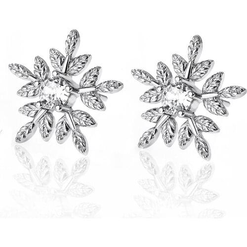 Huitan Delicate Snowflake Stud Earrings Women AAA Crystal Zirconia Fine Girl Gift Simple Stylish Female Earrings Fashion Jewelry