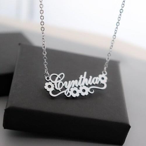 Fashion Custom Name Necklace With Flower Charm Stainless Steel Chain Personalized Nameplate Necklaces For Women Wedding Gift
