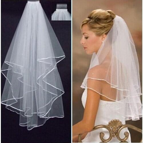 Fashion Warm White / Ivory Bridal Veil Bridal Head Accessories for Women Wedding Wedding Dress Short Wedding Veils with Comb