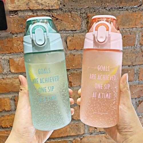 450ml/600ml Sports Water Bottle Tritan Plastic Drinkware Sport With Straw Time Handle Bottle For Water Drink bottle