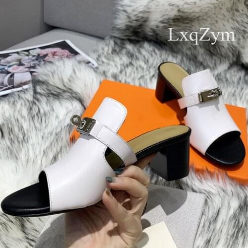 LxqZym Women's Slippers