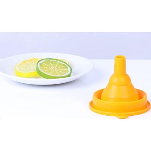 1pcs Mini Tool Kitchen Cooking Tools Accessories Silicone Collapsible Foldable Funnel for Transferring of Liquid Fluid Kitchen