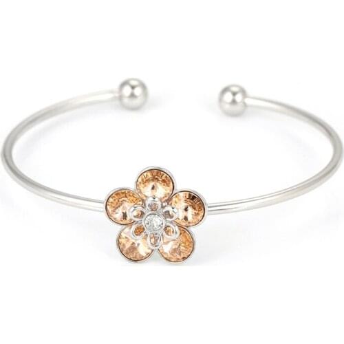 New Flower Womens Cuffs Jewellery made with Austrian Crystal for Girls Party Accessories Fashion Bracelet Bangle Bijoux Gift