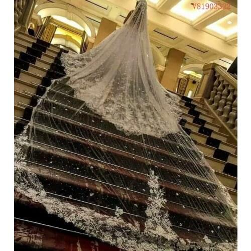 Real Images Bridal Veils Cathedral Length Luxurious Wedding Veils Custom White Ivory Lace Applique Edge Wedding Veil With Combs