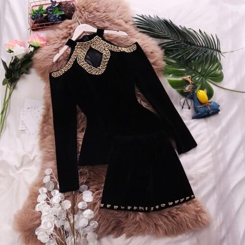 Saliency 2020 Autumn New Ladies Temperament Beaded Round Neck Strapless Long-sleeved Top High Waist Velvet Shorts Suit Women