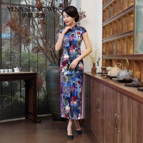 New Long Qipao Dress Women High Fashion Chinese Cheongsam Classic Womens Qipao Elegant Short Sleeve Sexy Split Dress Plus Size