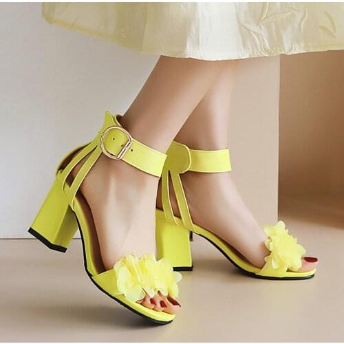 Open Toe Shoes Women Plus Size 32 48 High Heels Flower Block Heels Solid Cover Heel Fashion Modern Sandals Black White Yellow