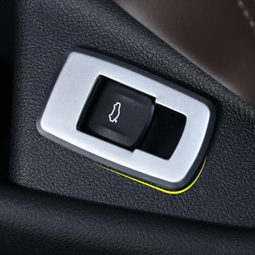 Carbon Fiber Style Car Door Trunk Switch Button Frame Decoration Cover Trim For BMW 5 Series G30 G38 2018 Auto Interior Styling