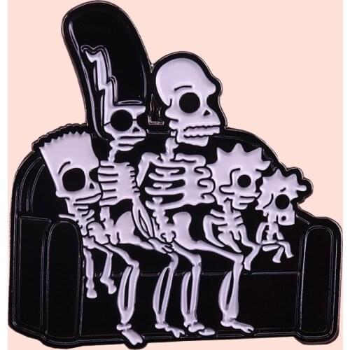 ZF1745 Terror Ghost Jewelry Enamel Pins And Brooches Cartoon Creative Metal Denim Hat Badge For Friends Kids Halloween Gift