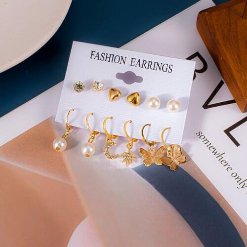 New Fashion Korean Geometric Golden Butterfly Drop Earrings for Women Statement Imitation Pearls Stud Earrings Trend Jewelry