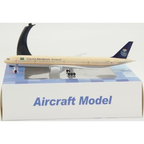19CM aircraft Toy 1:400 Boeing B777-300 model SAUDI ARABIAN AIRLINES with plastic base alloy plane collectible display model