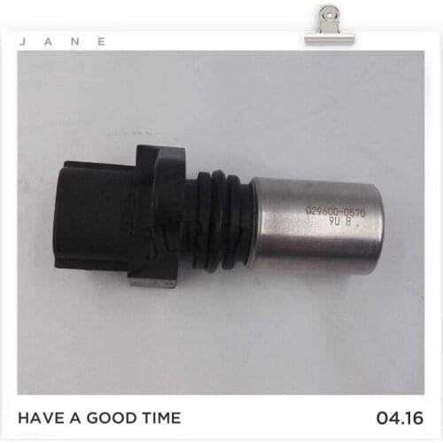 Original 029600-0570/VH894111280A SK200 210 250 350 460-8 Crankshaft speed sensor Use For J05E J08E P11C Engine