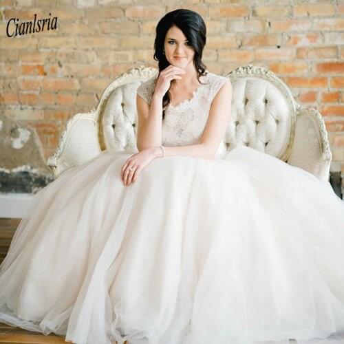 Charming Scoop Neck Open Back Long Country Wedding Dress Cap Sleeve Beading Crystal Appliques Lace Long Bridal Wedding Dresses