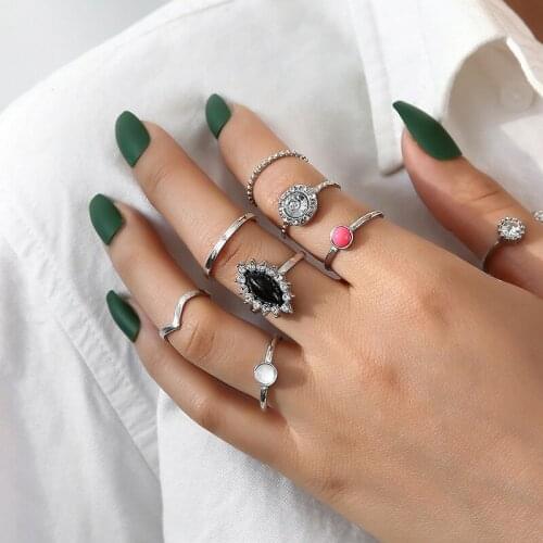 8Pcs/Set Fashion Retro Carving Natural Stone Rings for Women Party Knuckle Ring Set
