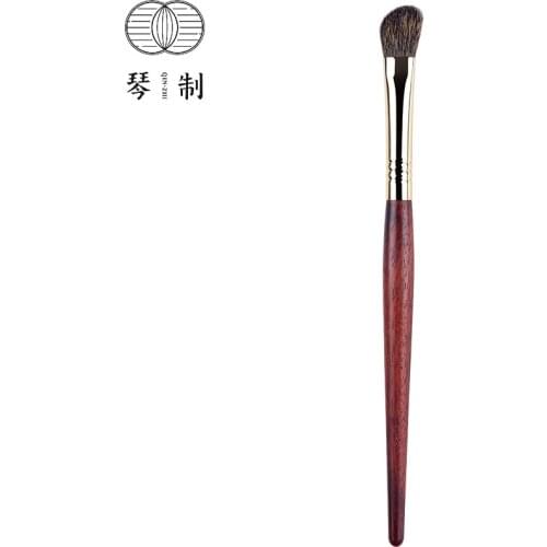 QINZHI Professional Handmade Make Up Brush 216 Angled Eye Shadow Brush Soft Canadian Squirrel Hair Makeup Brushes